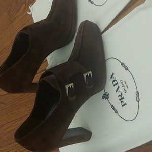 Prada brown suede shoes